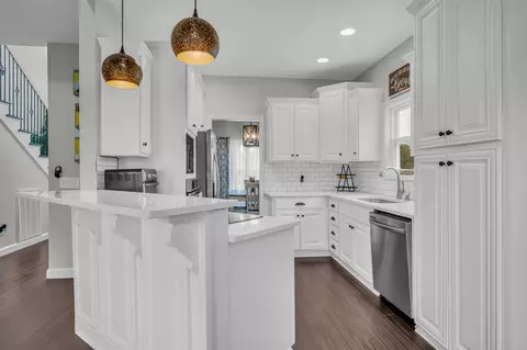 Kitchen - 835 Hicks Rd, Dickson, TN 37055 photo 1 of 2