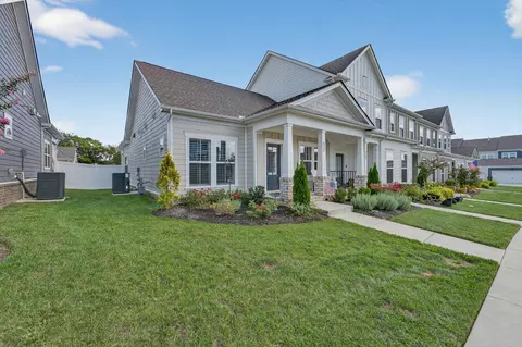 3263 Tasker Dr, Antioch, TN 37013 photo 2