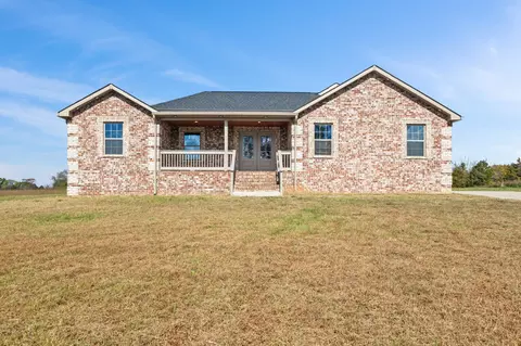 120 Freeland Rd, Portland, TN 37148