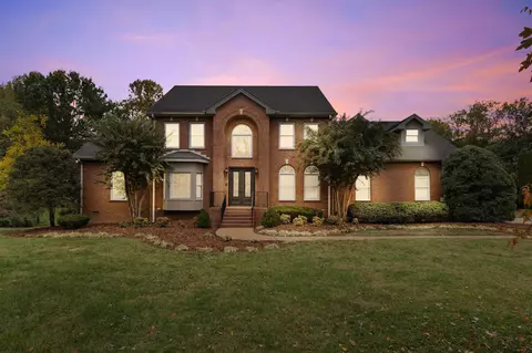 9316 Chesapeake Dr, Brentwood, TN 37027