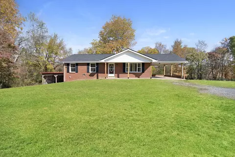 Exterior - 5433 Marion Rd, Cunningham, TN 37052 photo 2 of 8