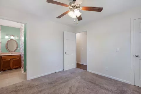 Bedroom - 5433 Marion Rd, Cunningham, TN 37052 photo 2 of 4