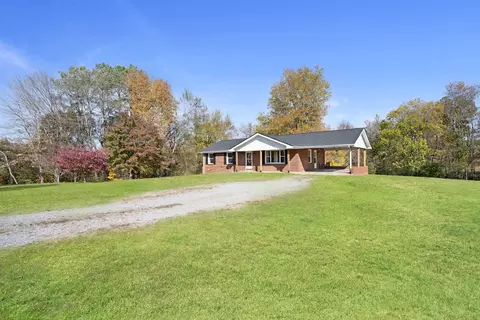 Exterior - 5433 Marion Rd, Cunningham, TN 37052 photo 3 of 8