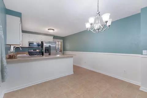 Dining - 5433 Marion Rd, Cunningham, TN 37052 photo 1 of 2