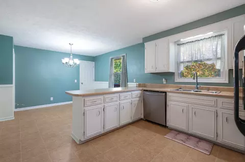Kitchen - 5433 Marion Rd, Cunningham, TN 37052 photo 1 of 2