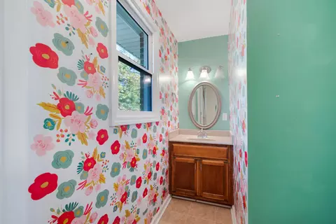 Bath - 5433 Marion Rd, Cunningham, TN 37052 photo 1 of 3