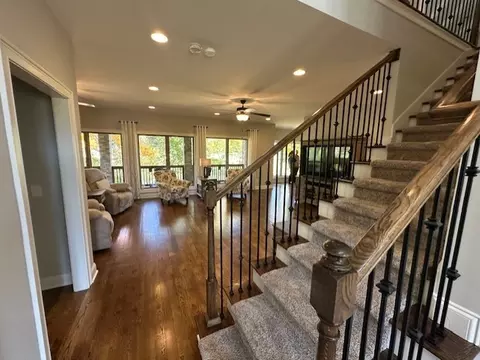 Entry Way - 329 Cayce Dr, Springfield, TN 37172 photo 4 of 7