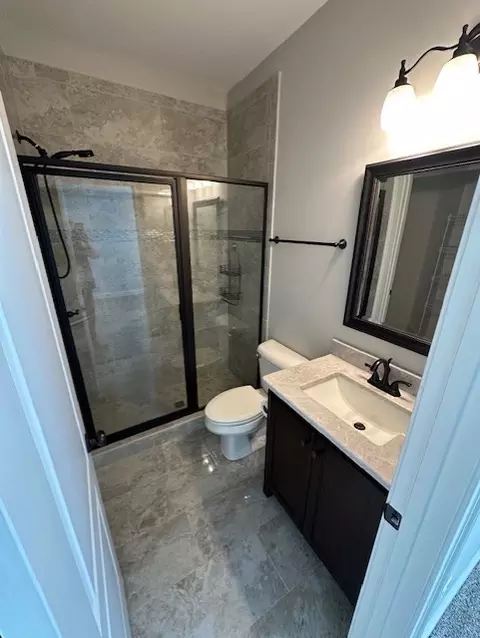 Bath - 329 Cayce Dr, Springfield, TN 37172 photo 6 of 10