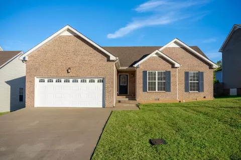 2641 Arthurs Ct, Clarksville, TN 37040
