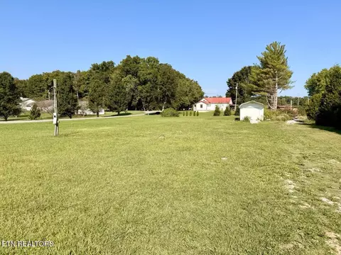 1480 W Cunningham Rd, Seymour, TN 37865