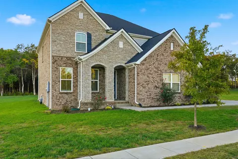1049 Kirkpark Ct, Nolensville, TN 37135