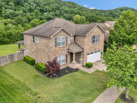 7305 Riverfront Dr, Nashville, TN 37221