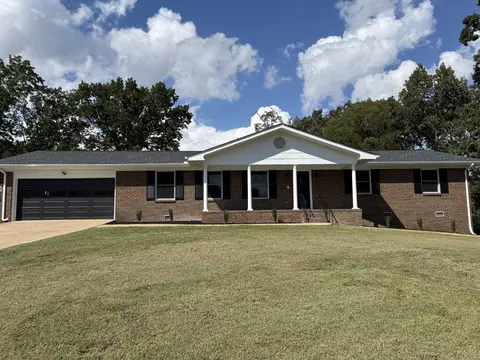 4705 Overlook Ln, Hixson, TN 37343