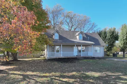 133 Heritage Dr, Portland, TN 37148