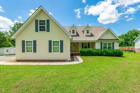 1899 Salem Valley Rd, Ringgold, GA 30736