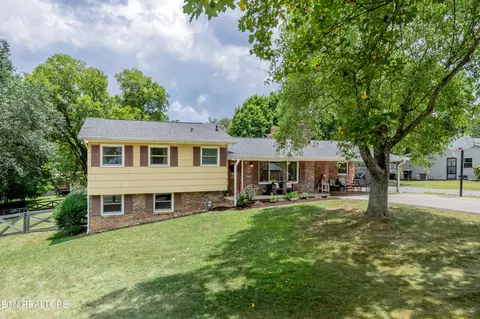 6616 Candy Ln, Knoxville, TN 37920