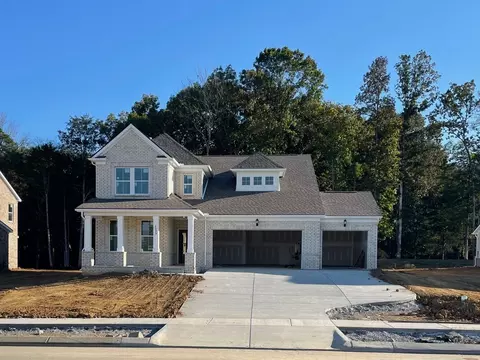 1233 Tucker Dr, Lebanon, TN 37087