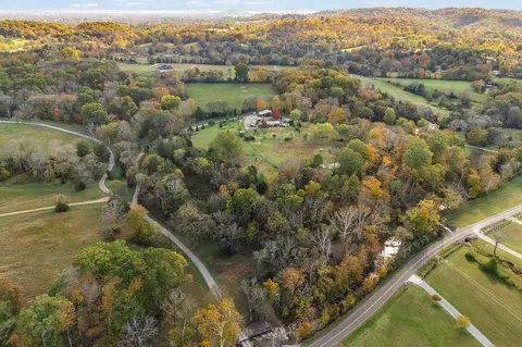 150 Nolen Cir, Gallatin, TN 37066