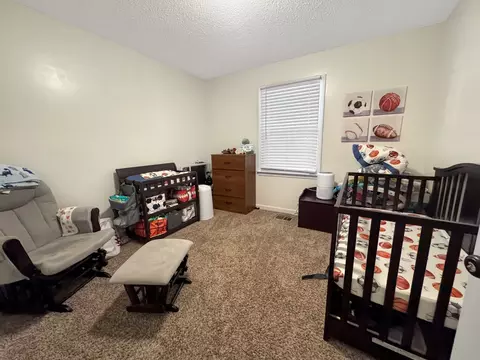 Bedroom - 333 Main St, Dover, TN 37058 photo 3 of 3