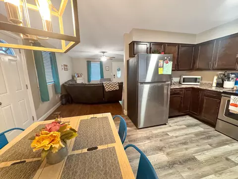 Kitchen - 333 Main St, Dover, TN 37058 photo 2 of 4