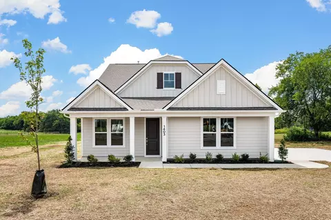 1403 Charles Dr, Chapel Hill, TN 37034