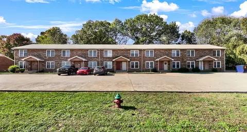 140 Darlene Dr, Clarksville, TN 37042