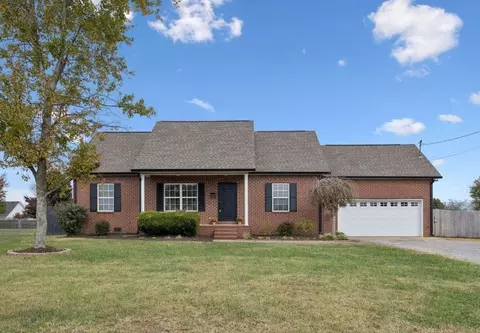 119 Thelma Dr, Bell Buckle, TN 37020