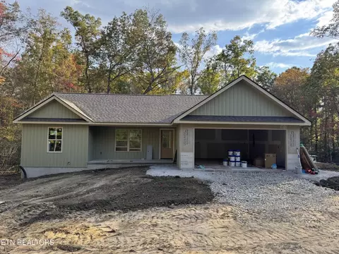 3057 Shawnee Rd, Crossville, TN 38572