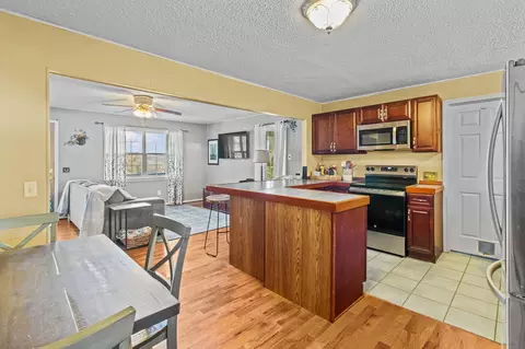 Kitchen - 180 Hamilton St, Dunlap, TN 37327 photo 2 of 3