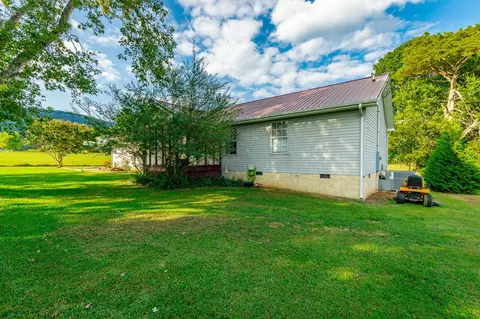 134 Mcwilliams Rd, Dunlap, TN 37327 photo 4