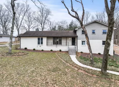 609 Clematis Dr, Nashville, TN 37205