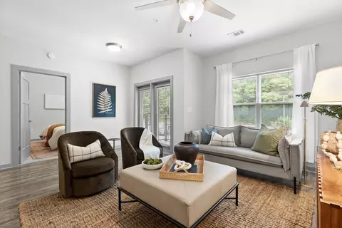 782 Riverfront Pkwy #209, Chattanooga, TN 37402