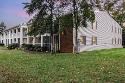 1280 Middle Tennessee Blvd #F8, Murfreesboro, TN 37130