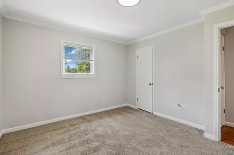 Bedroom - 2585 Pow Rd, Baxter, TN 38544 photo 6 of 12