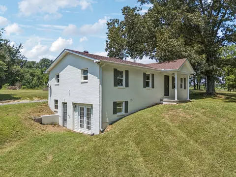 Exterior - 2585 Pow Rd, Baxter, TN 38544 photo 10 of 10