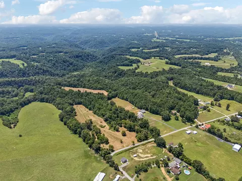 View/Area - 2585 Pow Rd, Baxter, TN 38544 photo 7 of 18