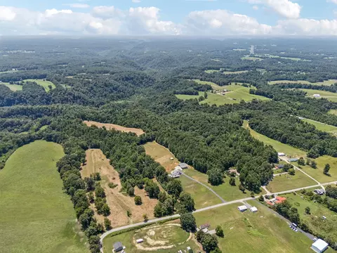 View/Area - 2585 Pow Rd, Baxter, TN 38544 photo 9 of 18