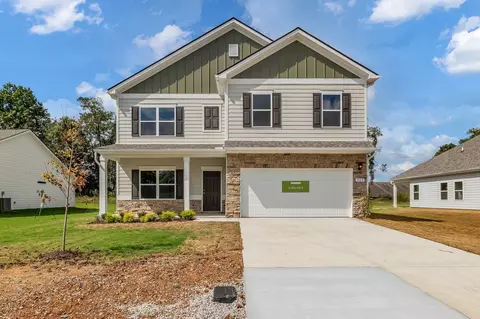 565 Nightengale Ridge Dr, Columbia, TN 38401
