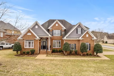 101 Galway Lk S, Hendersonville, TN 37075