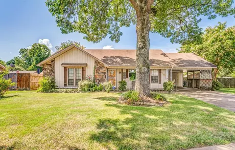 7185 Volendam Cv, Memphis, TN 38133