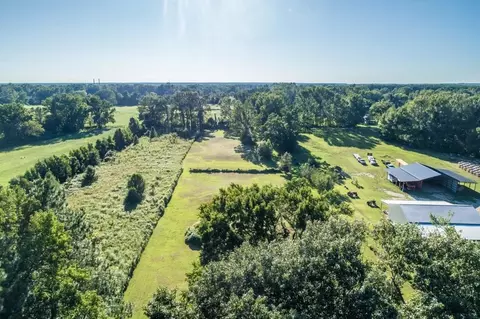 8495 Quito Rd, Millington, TN 38053