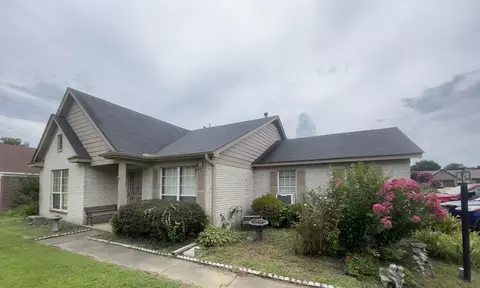 15 Pine Ridge Cv, Oakland, TN 38060