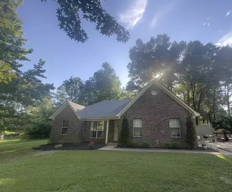 255 Fawn Rd, Oakland, TN 38060
