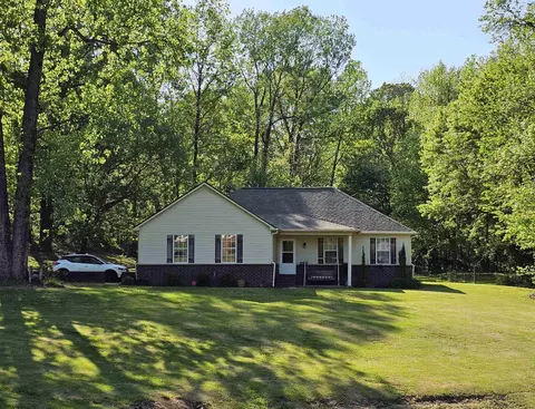 255 Chelsia Ln, Munford, TN 38058