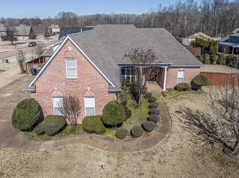 7912 Deerstone Dr, Memphis, TN 38135