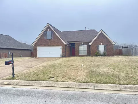 60 Tate Dr, Oakland, TN 38060