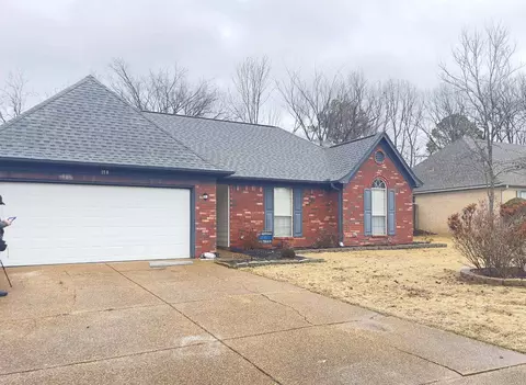 180 Garden View Dr, Oakland, TN 38060