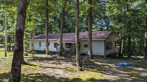 171 Ridgeway Dr, Sugar Tree, TN 38380
