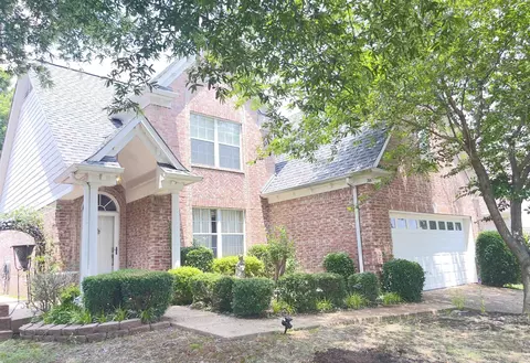205 Magnolia Garden Ln, Oakland, TN 38060