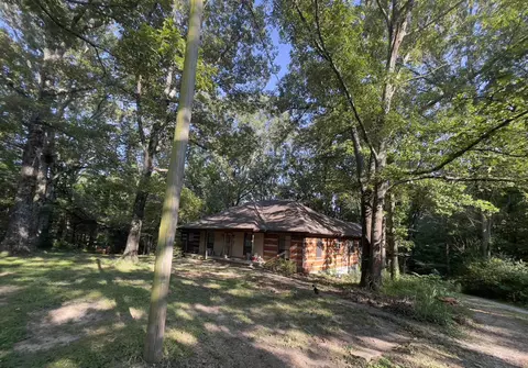175 Gordon Dr, Oakland, TN 38060